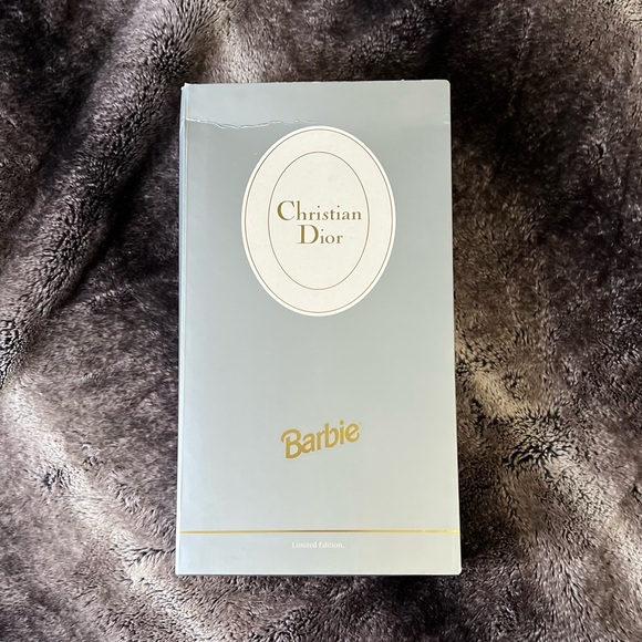 Christian Dior Barbie New In Box ✨ Collectible✨ - Picture 3 of 6